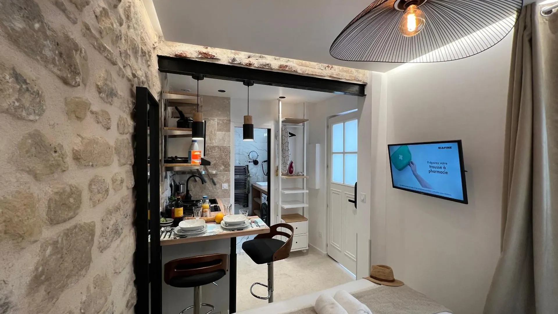 Appartement Studios Clouet-Paris Centre- Xve! France
